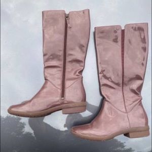 UGG water proof woman’s rain boots with entry side zipper